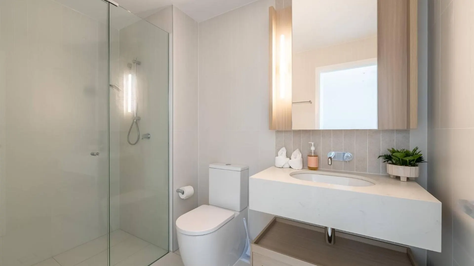 The Queens Perch - Lv 42 Luxury Riverview Apartment On The Star Casino Bne Brisbane 0*,