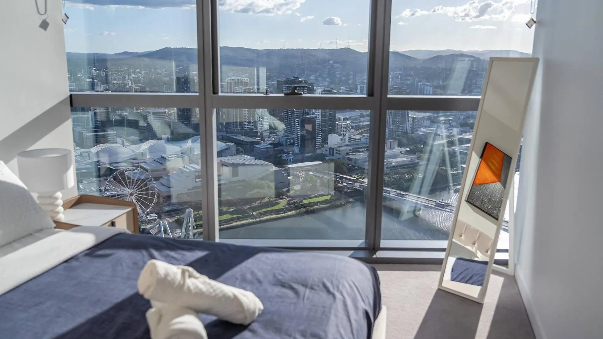 The Queens Perch - Lv 42 Luxury Riverview Apartment On The Star Casino Bne Brisbane